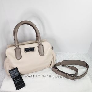 Marc Jacob - Pebbled Leather